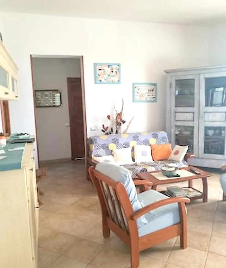 Elegant Villa In Magomadas With Sea View