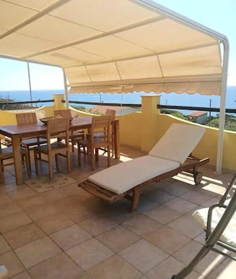 Elegant Villa In Magomadas With Sea View